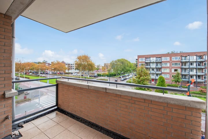 Photo 13 of Monseigneur van Steelaan 59-H