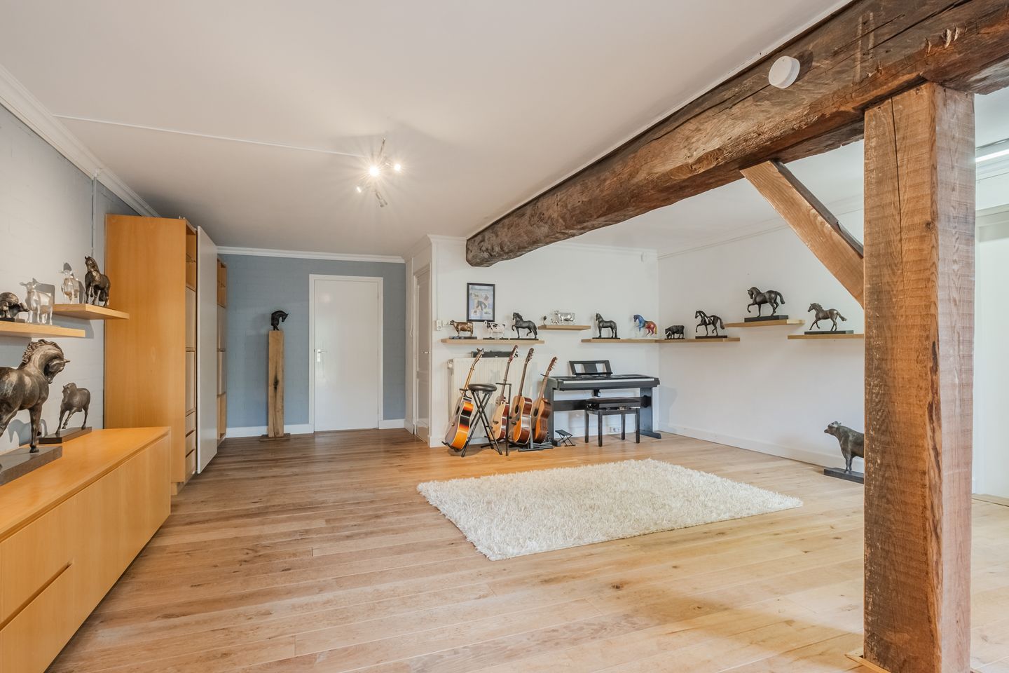 Foto 25 van Groothees 18