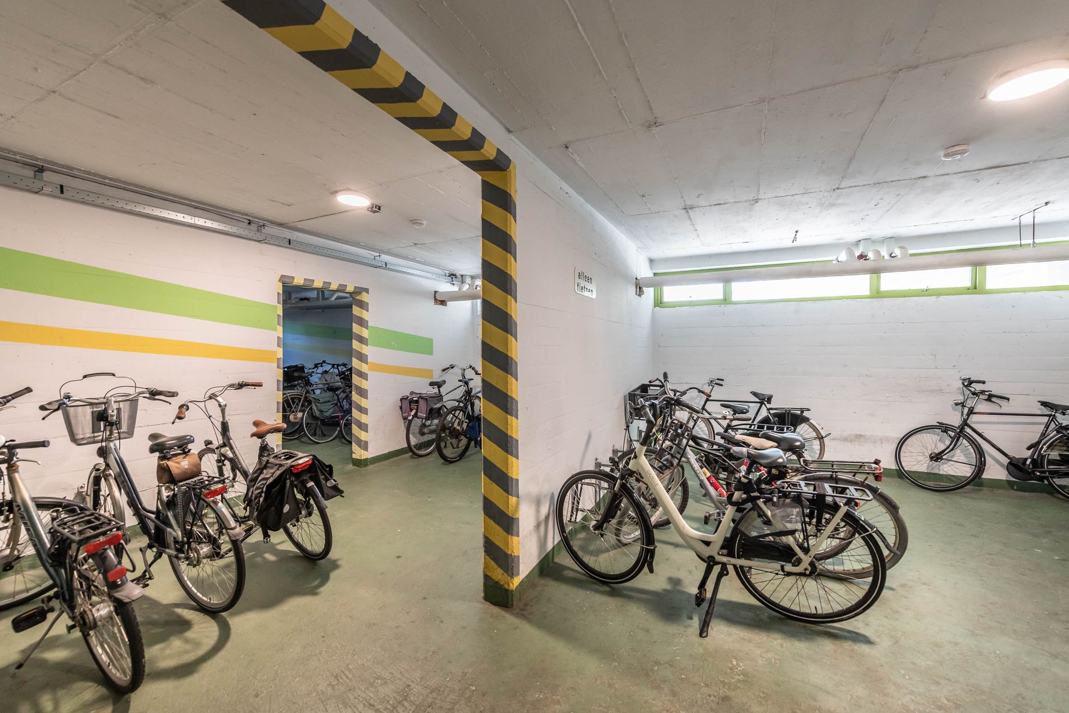 Photo 33 of Schotlandstraat 278