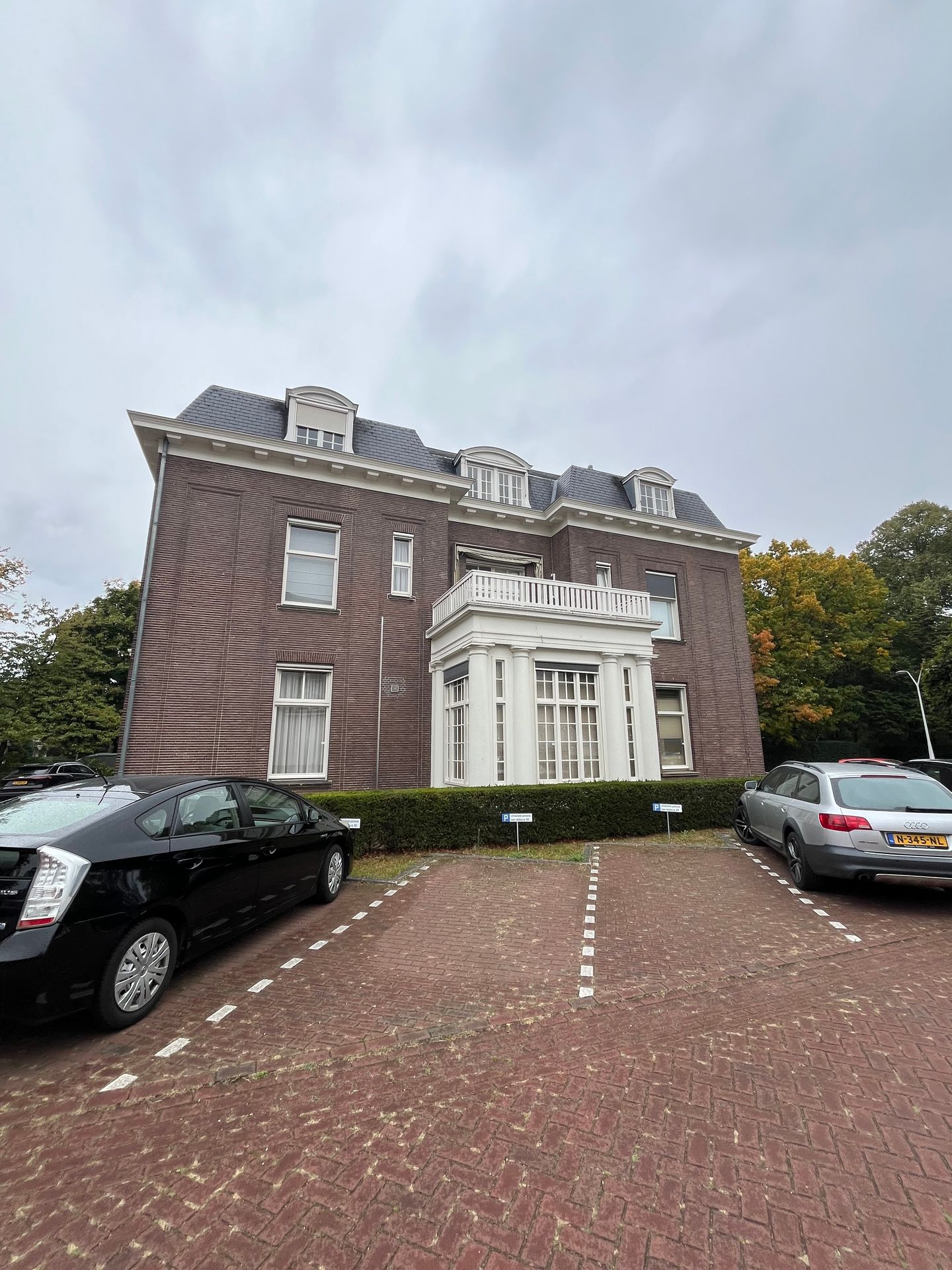 Bekijk foto 3 van Berg en Dalseweg 101