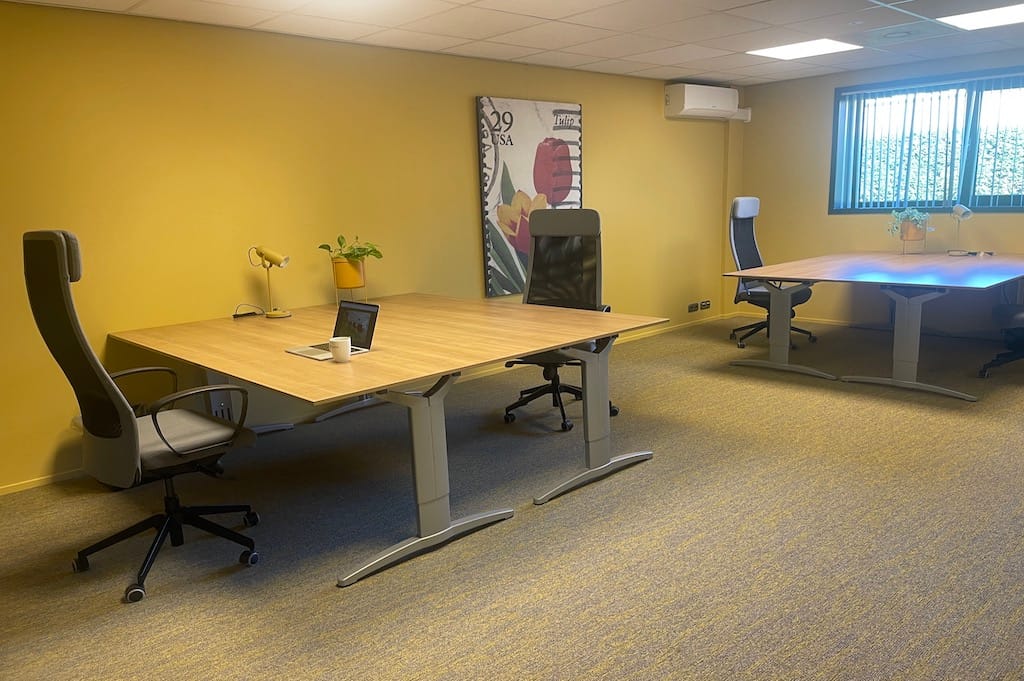 Bekijk foto 4 van 0.12 Flesjesberg