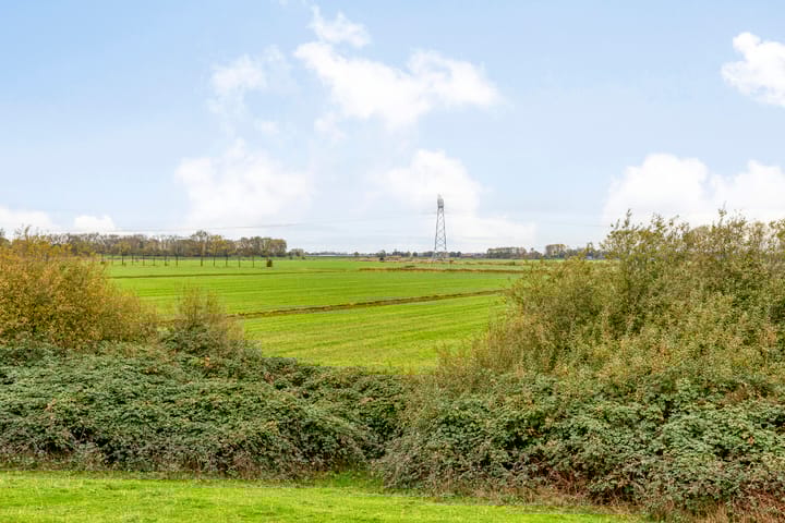 Photo 35 of Pater van den Elsenstraat 60