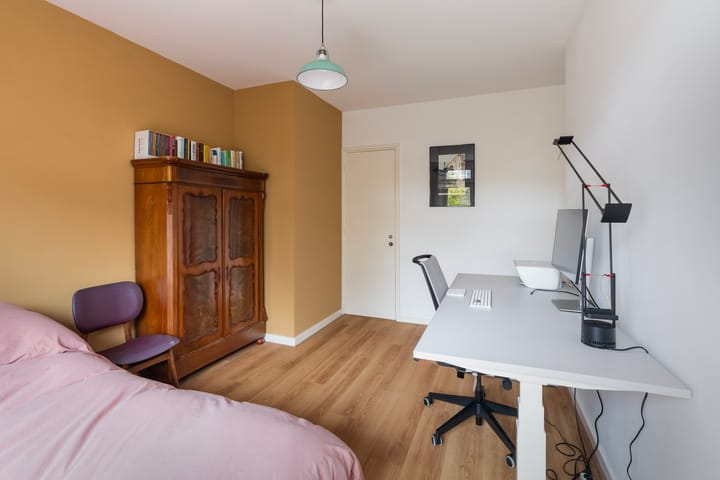 Photo 22 of Amalia van Solmsstraat 32