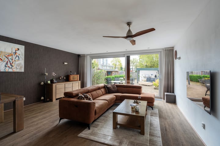 Photo 3 of Einthovenstraat 7