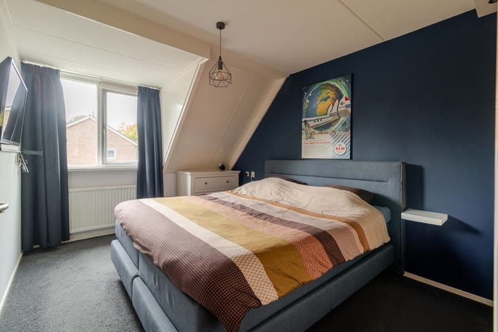 Photo 21 of Emmastraat 13