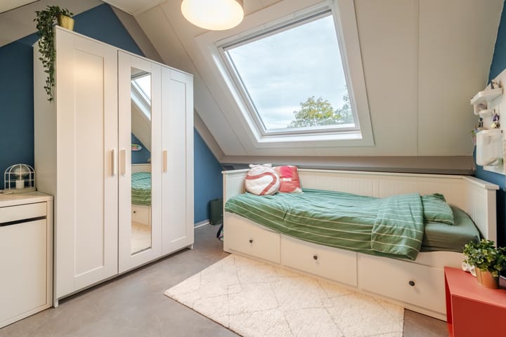 Photo 30 of Emmastraat 13