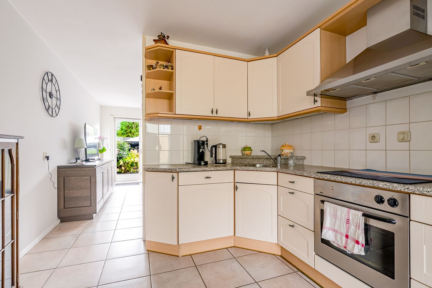 Foto 4 van Beigepad 4