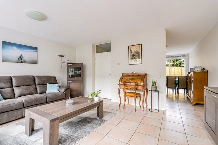 Photo 10 of Beigepad 4