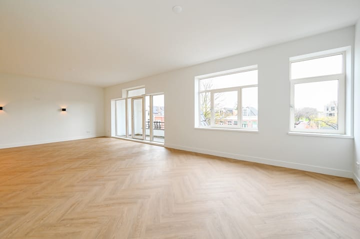 Photo 4 of Loosduinse Hoofdstraat 113