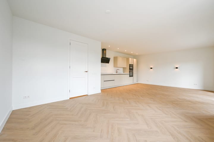 Photo 5 of Loosduinse Hoofdstraat 113