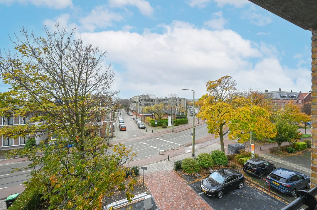 Photo 11 of Loosduinse Hoofdstraat 113