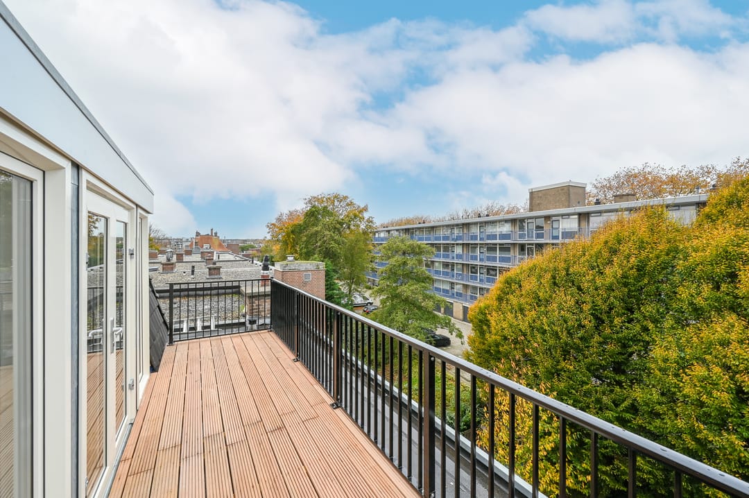 Photo 28 of Loosduinse Hoofdstraat 113