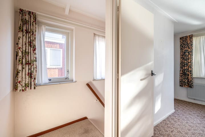 Photo 32 of W.H. Bosgrastraat 111