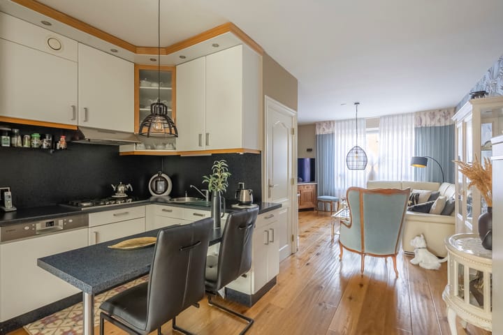 Photo 5 of St.Leonardusstraat 33