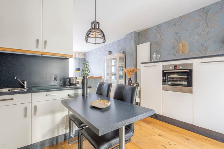 Photo 6 of St.Leonardusstraat 33