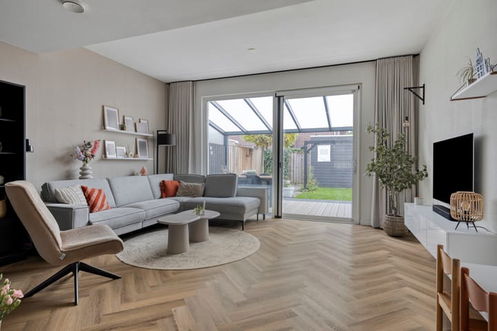 Foto 10 van Vlodropstraat 30