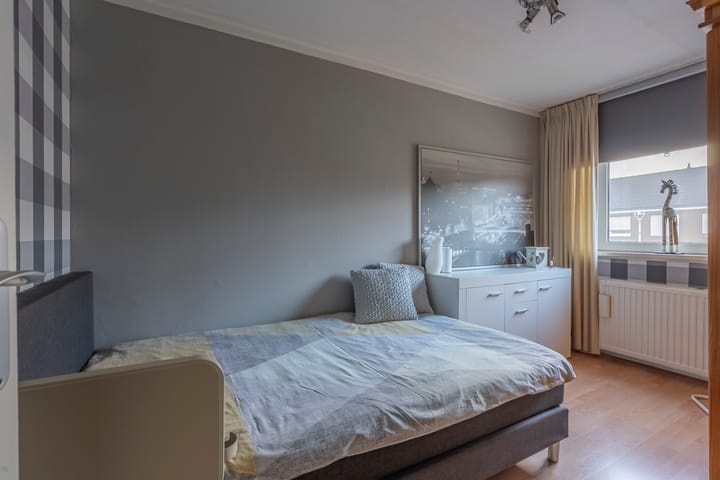 Photo 15 of St.Leonardusstraat 33