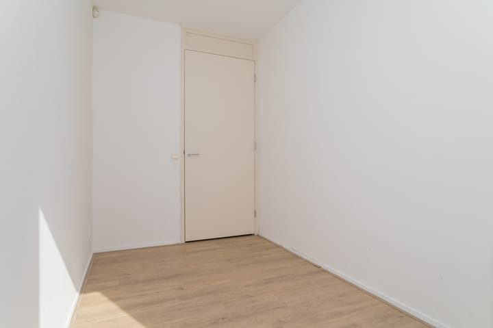 Photo 34 of Julius Caesarlaan 30