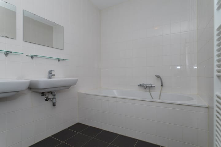 Photo 38 of Julius Caesarlaan 30