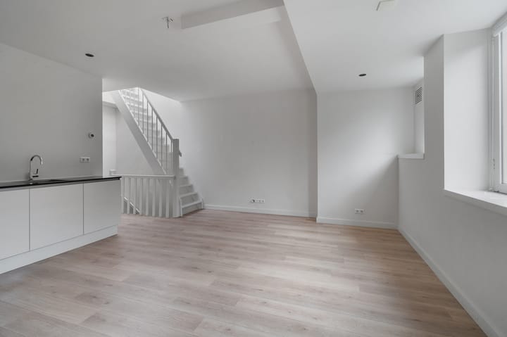 Photo 2 of Nieuwe Achtergracht 67-4