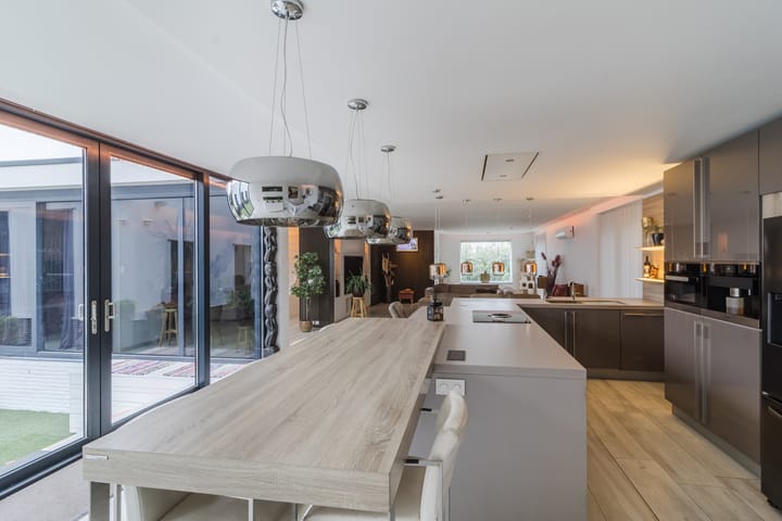 Photo 16 of Bredeweg 54