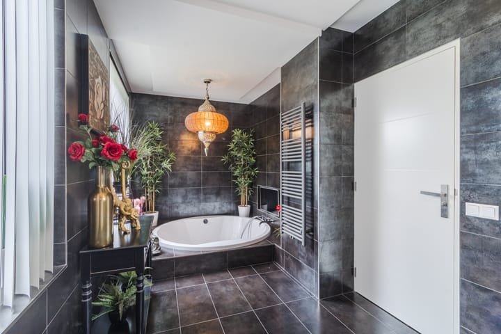 Photo 19 of Bredeweg 54