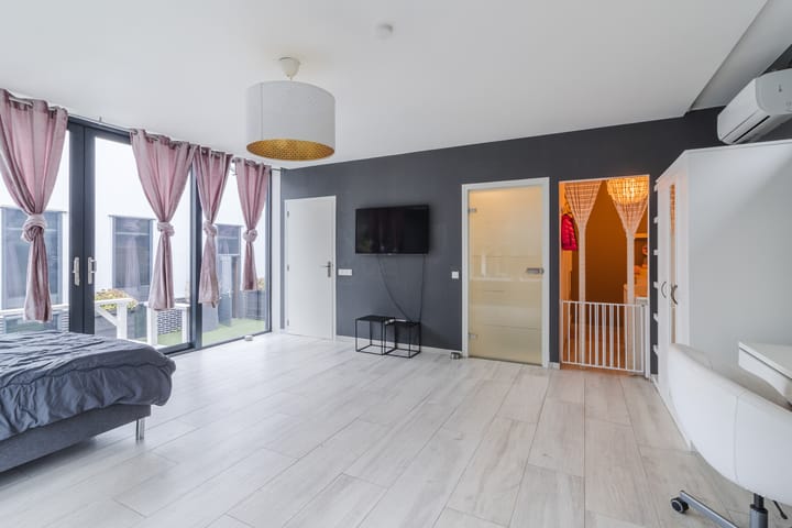 Photo 26 of Bredeweg 54