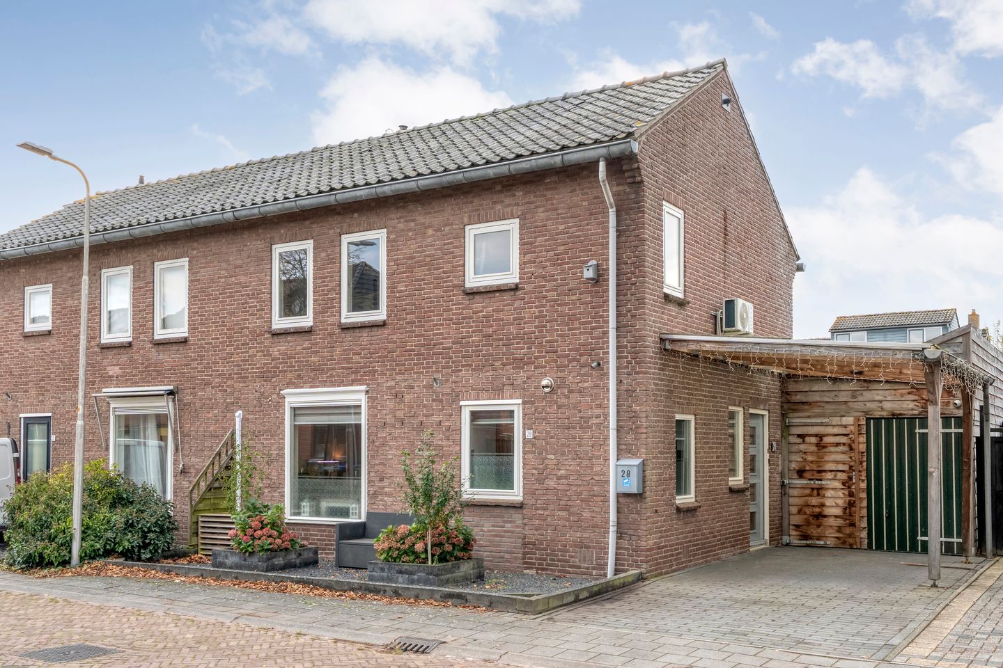 Photo 1 of Beatrixstraat 28