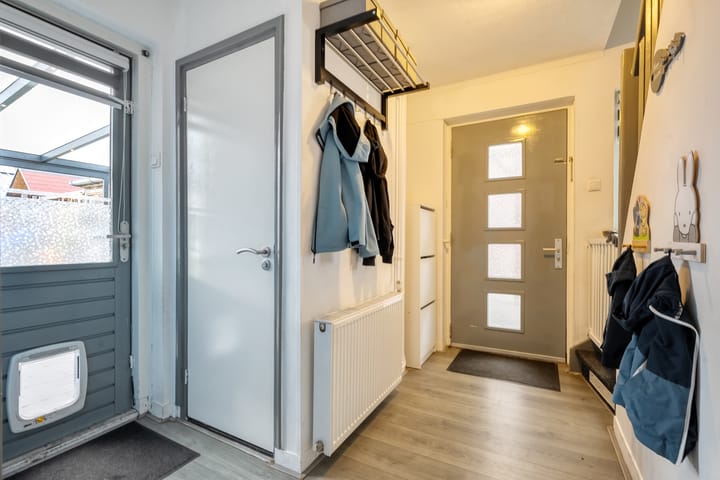 Photo 5 of Beatrixstraat 28