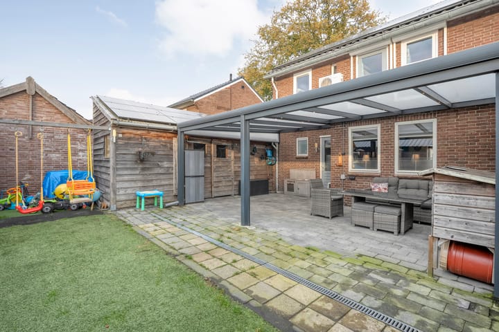 Photo 31 of Beatrixstraat 28