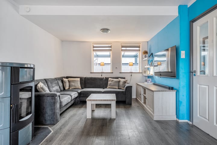 Photo 8 of Beatrixstraat 28