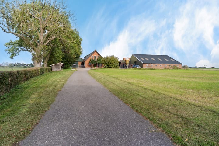 Photo 7 of Dierenseweg 4