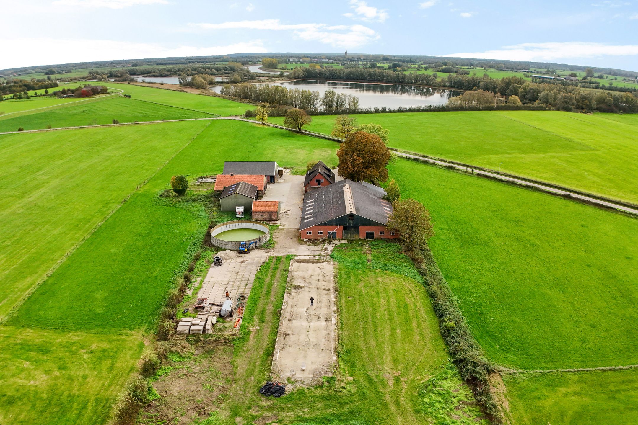 Photo 42 of Dierenseweg 4