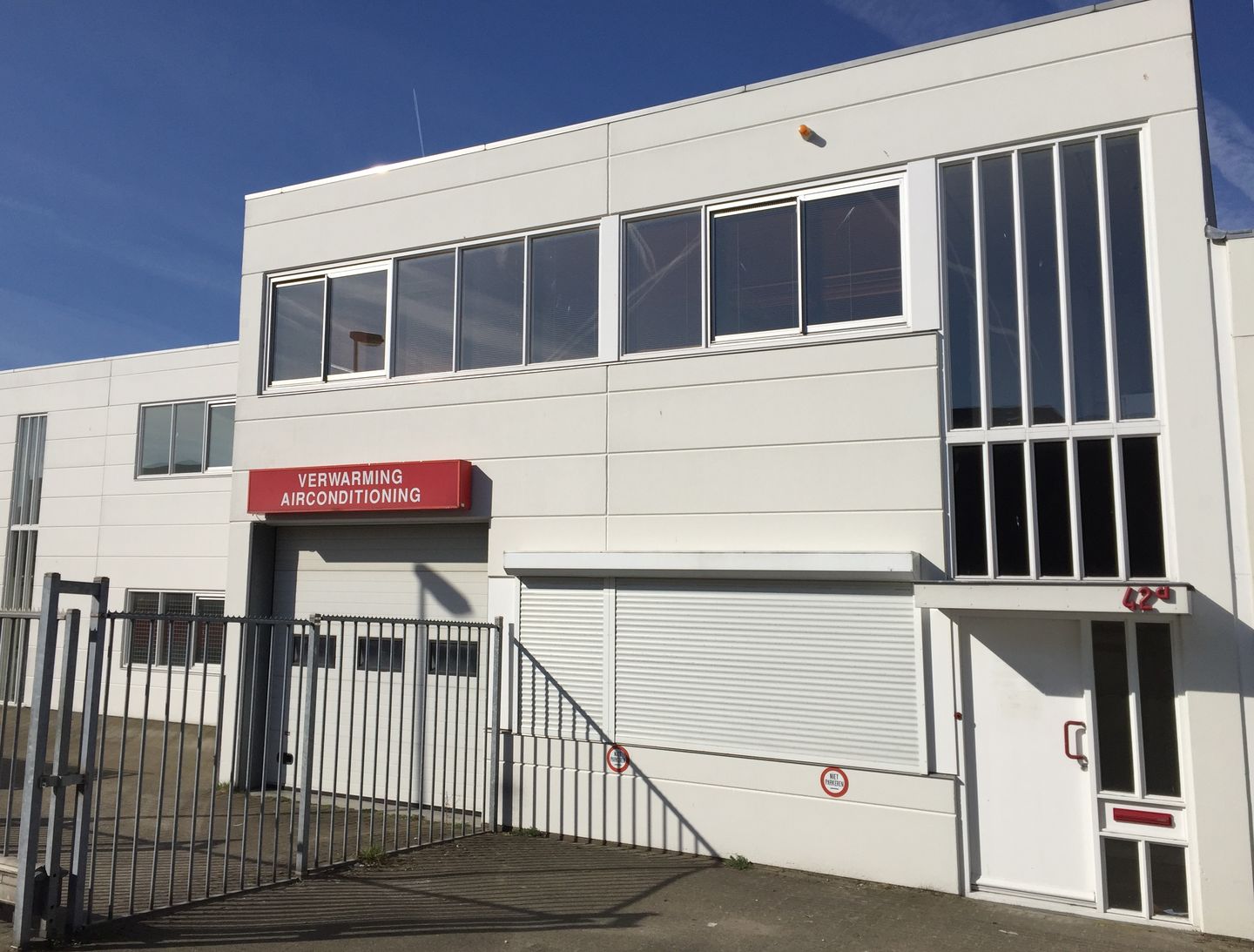 View photo 2 of De Nieuwe Vaart 42