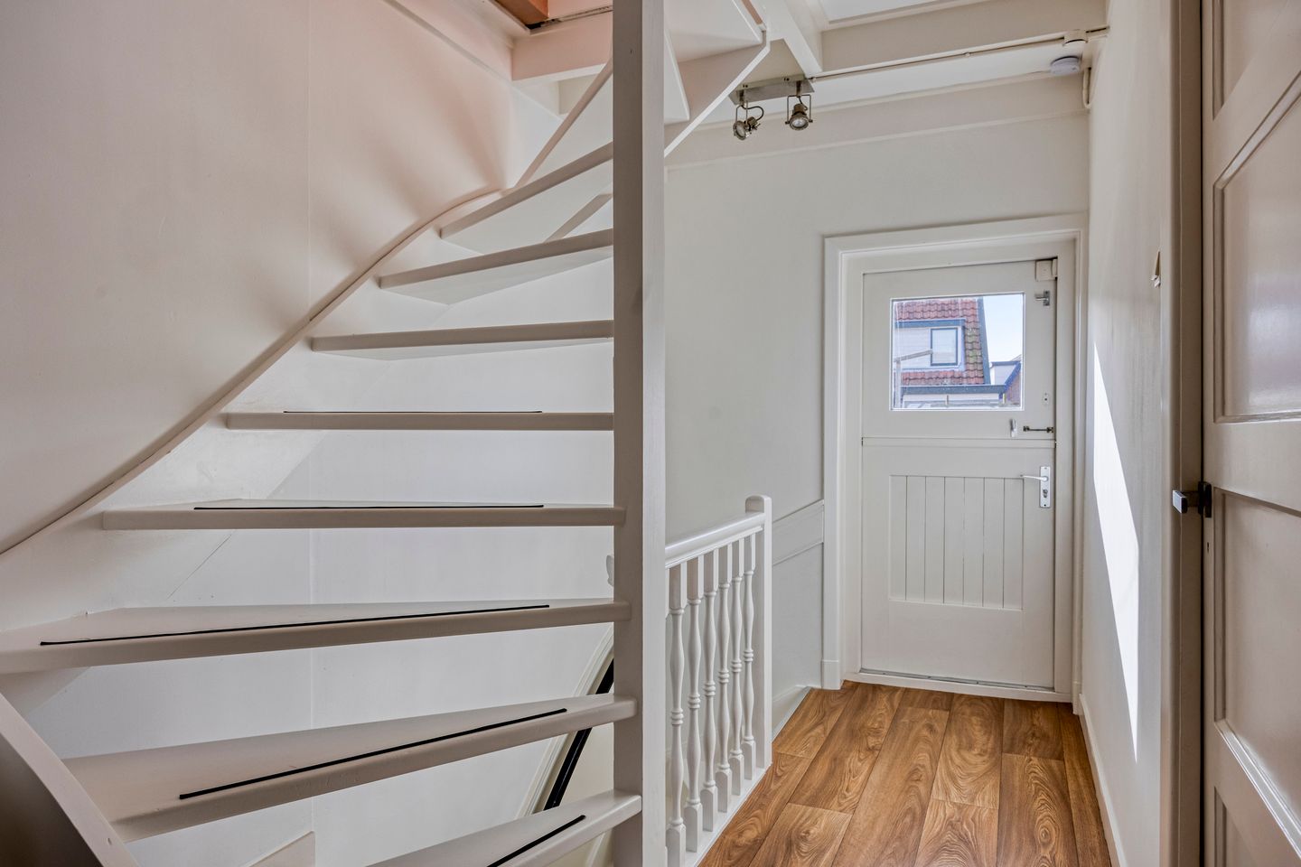 Photo 19 of Agavestraat 14