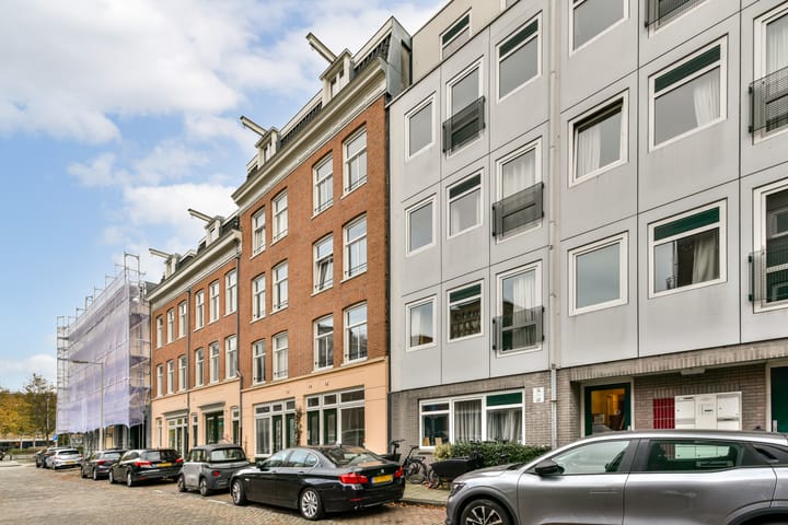 Photo 28 of Deymanstraat 14-1