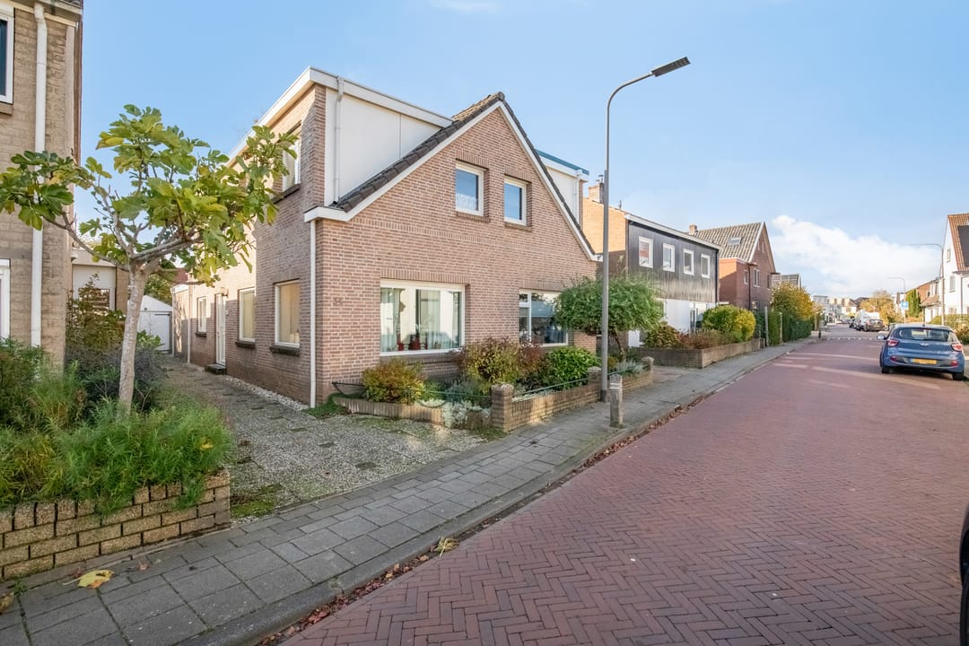 Photo 1 of IJsselstraat 54
