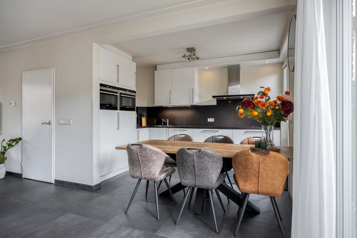 Foto 12 van Anna Blamanstraat 3