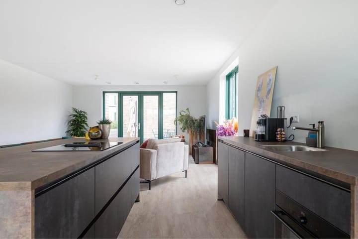 Photo 31 of Gentastraat 46