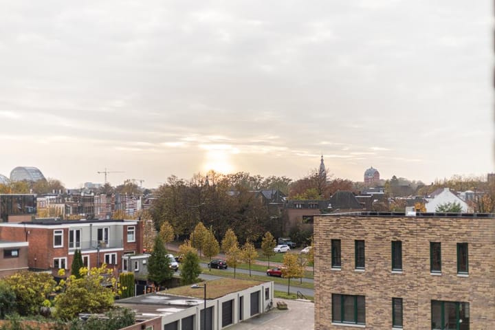 Photo 53 of Gentastraat 46