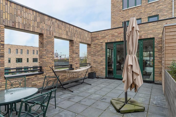 Photo 56 of Gentastraat 46