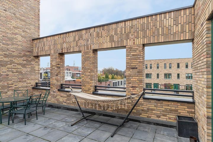 Photo 59 of Gentastraat 46