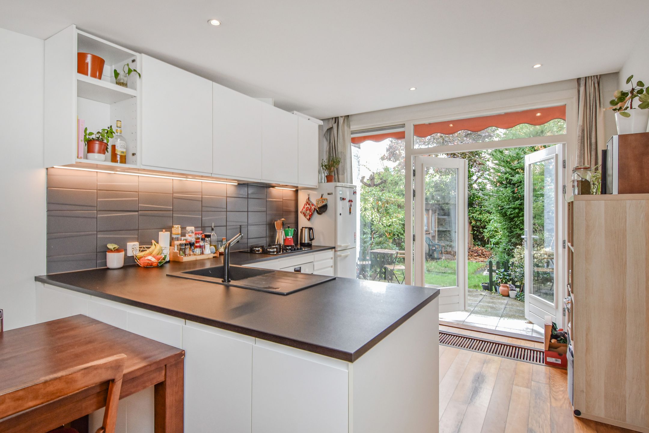 Foto 18 van van Naeltwijckstraat 117