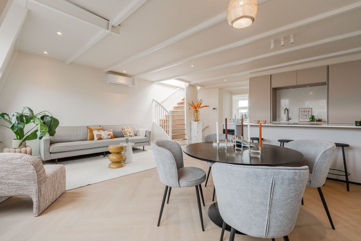 Photo 10 of Bosboom Toussaintstraat 19-4