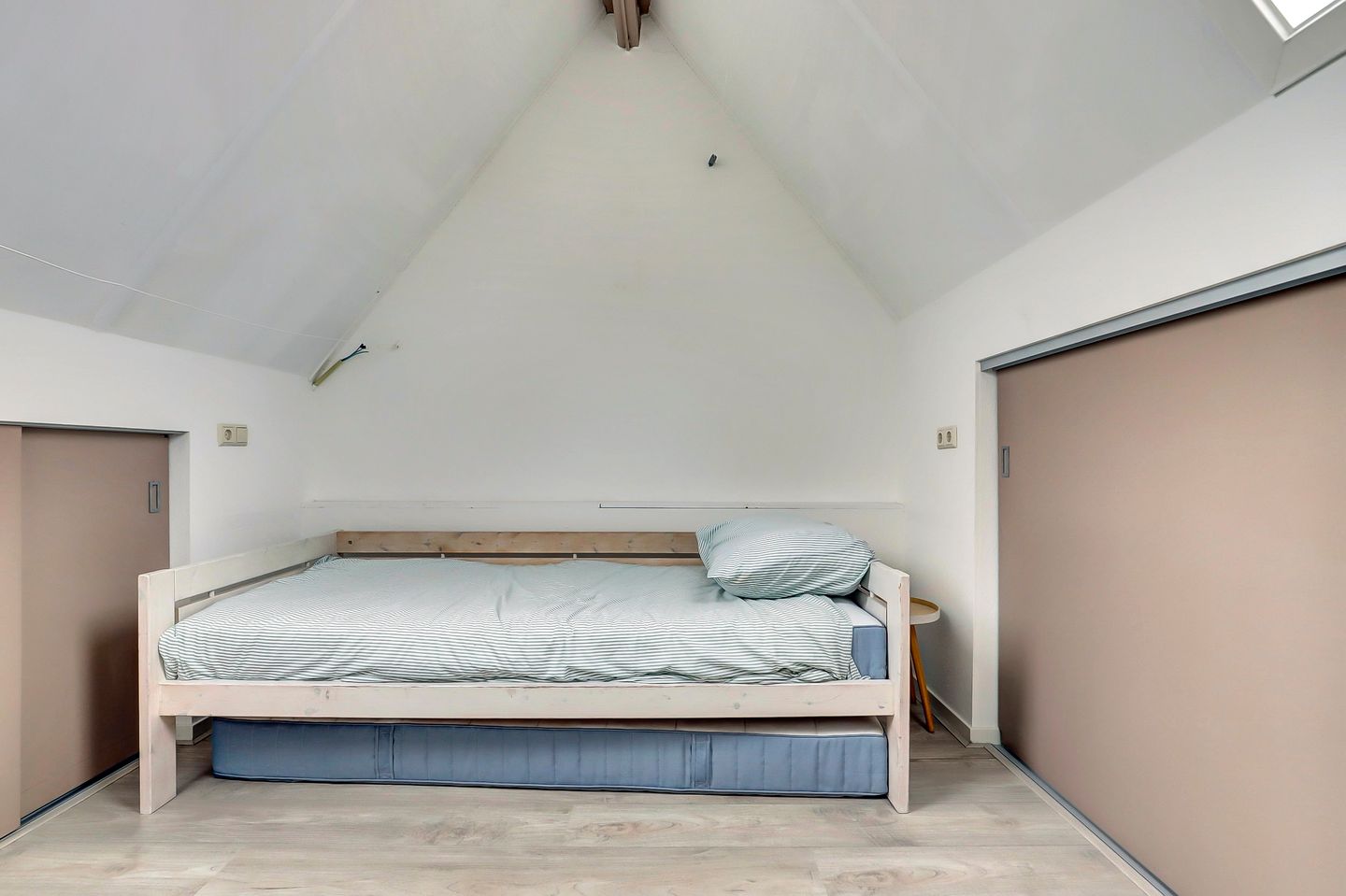 Foto 20 van Regenboogstraat 4