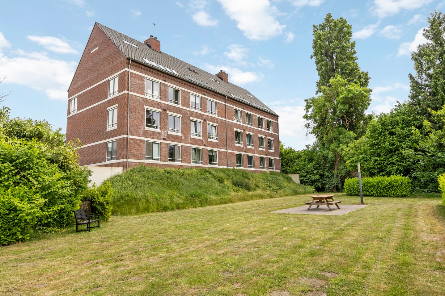 Photo 1 of Slousweg 8