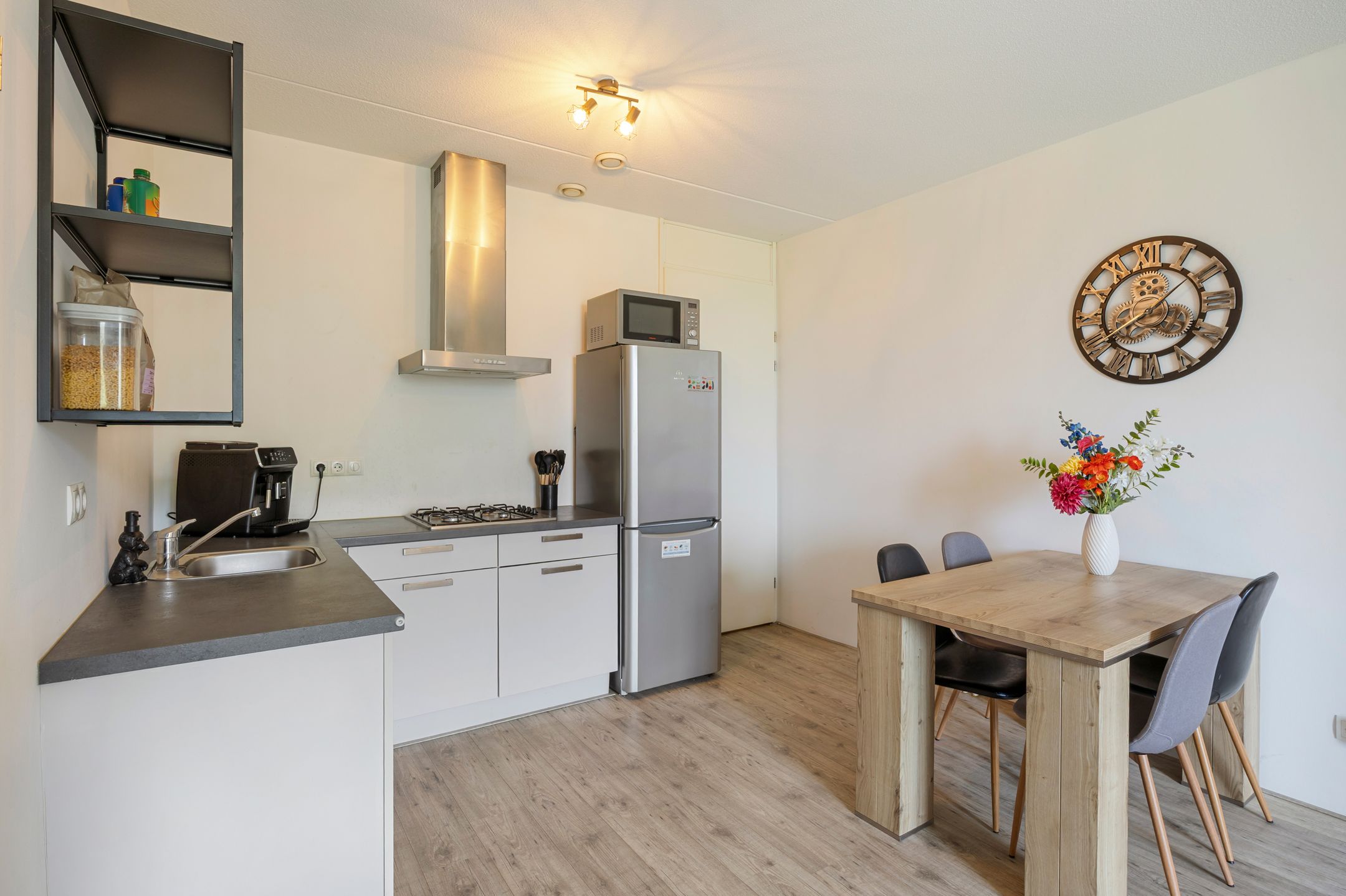 Photo 9 of Slousweg 8