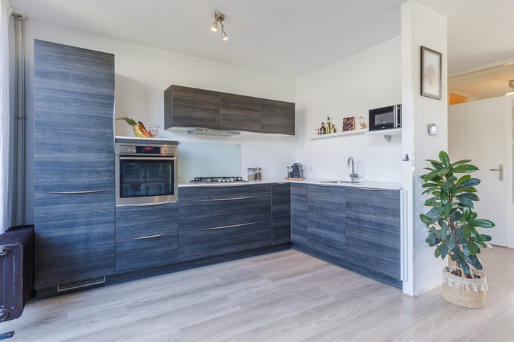 Photo 3 of Sirius 20