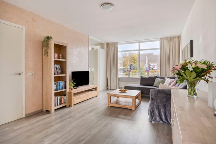 Photo 5 of Ambachtshof 57