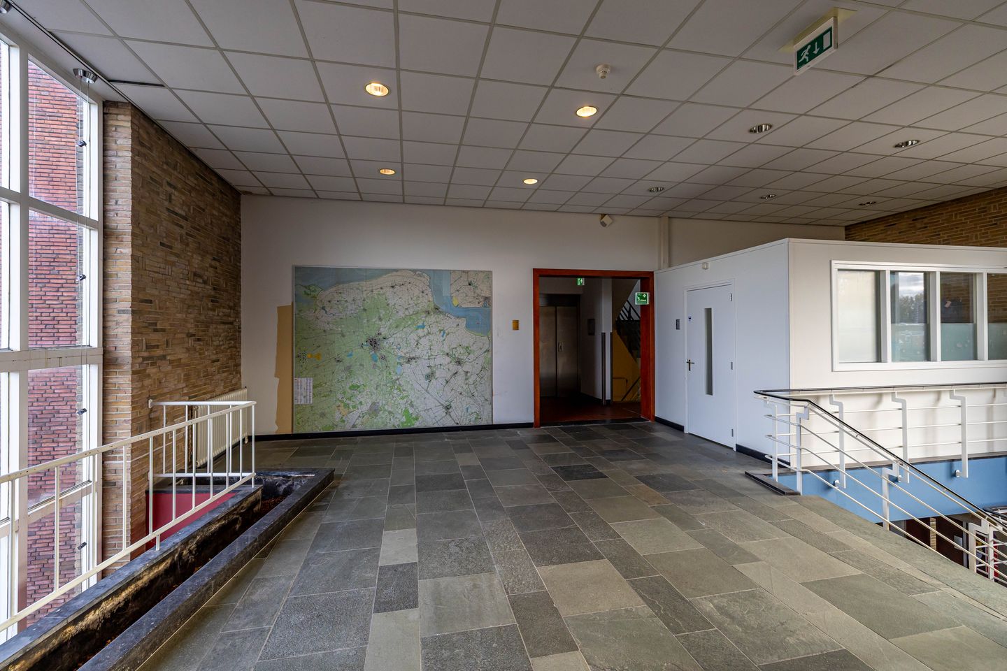 View photo 4 of Damsterdiep 191